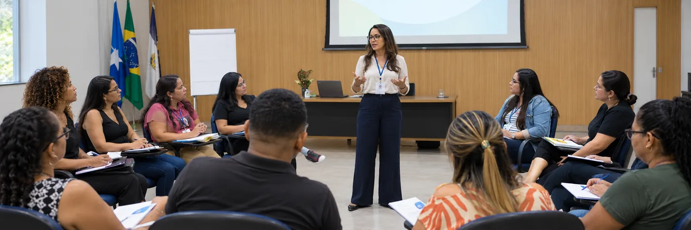 Participantes acompanham capacitação Família Acolhedora em roda de conversa institucional em Porto Velho