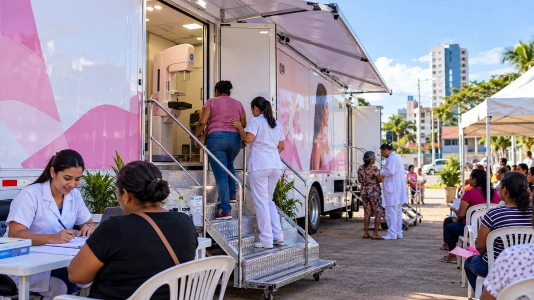 Carretas do SUS já atenderam 10,9 mil pessoas em Rondônia Imagem ilustrativa de unidade móvel de saúde com profissionais atendendo pacientes, para matéria sobre as carretas do SUS em Rondônia.