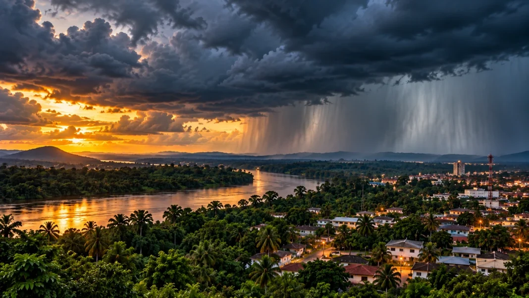 Chuva em Rondônia na previsão semanal do INMET Composição editorial sobre previsão de chuva em Rondônia com nuvens carregadas e chuva sobre paisagem amazônica