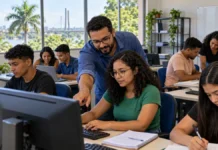 Idep abre inscrições para cursos presenciais e remotos em Rondônia; veja opções Alunos em laboratório de informática ilustram cursos do Idep presenciais e remotos em Rondônia.