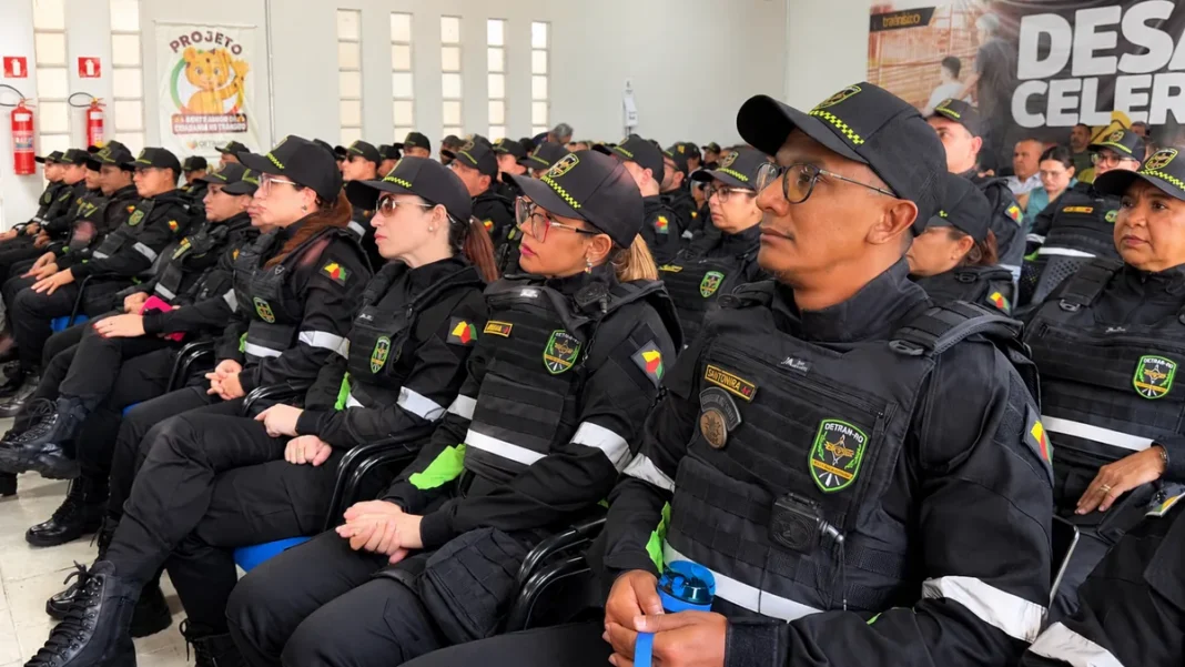 Novo uniforme do Detran-RO começa a ser distribuído em Rondônia